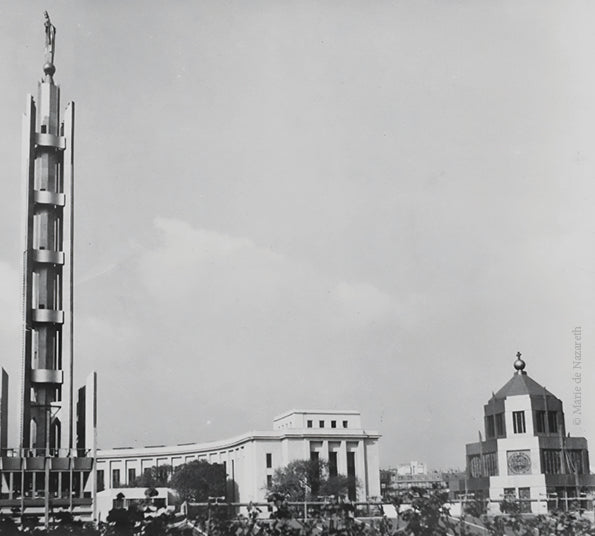 Statue Notre Dame de France pavillon pontifical exposition universelle Paris 1937 photo prise par R.P de Reviers de Mauny © Marie de Nazareth