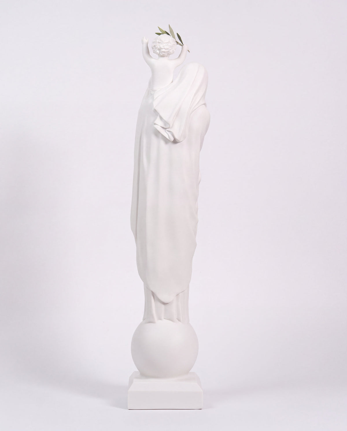 Statue Notre Dame de France